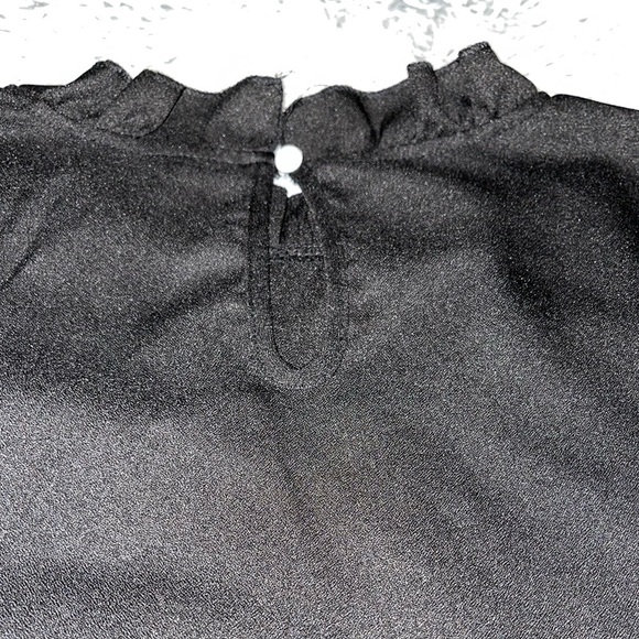 SHEIN black long sleeve blouse with pearl embellishment and ruffled collar - Picture 7 of 7